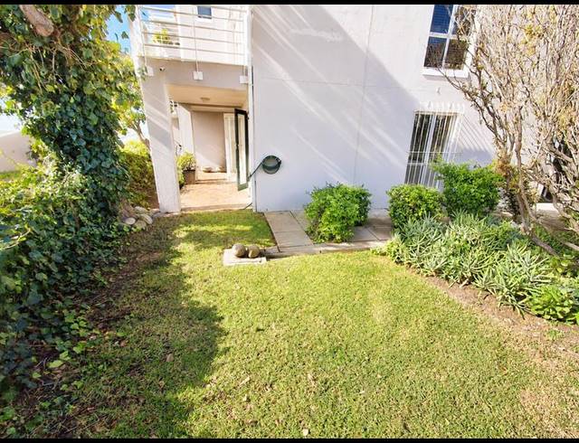 1 BEDROOM APARTMENT FOR SALE IN VREDEHOEK